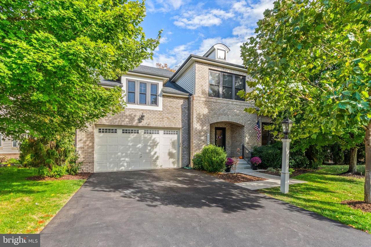 23292 April Mist Place - Photo 1