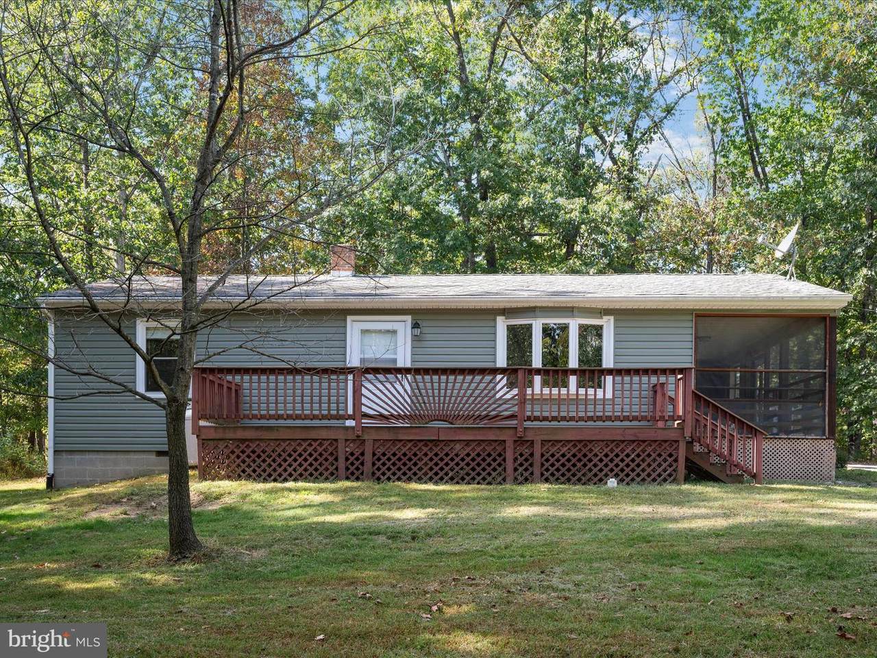 220 Chestnut Grove Road - Photo 1