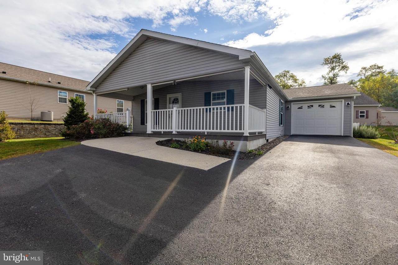 48 Michael Court - Photo 1