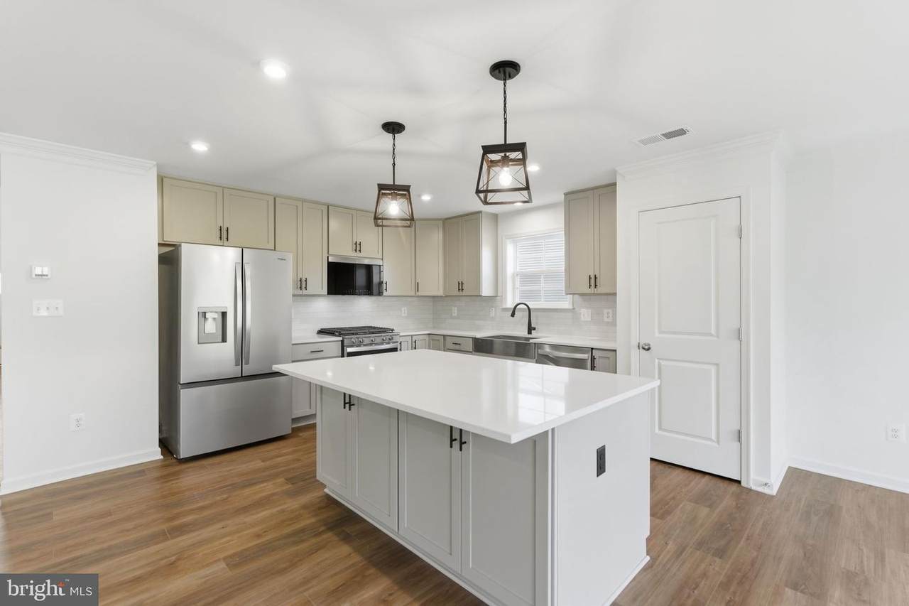 205 Pheasant Ridge Road - Photo 1