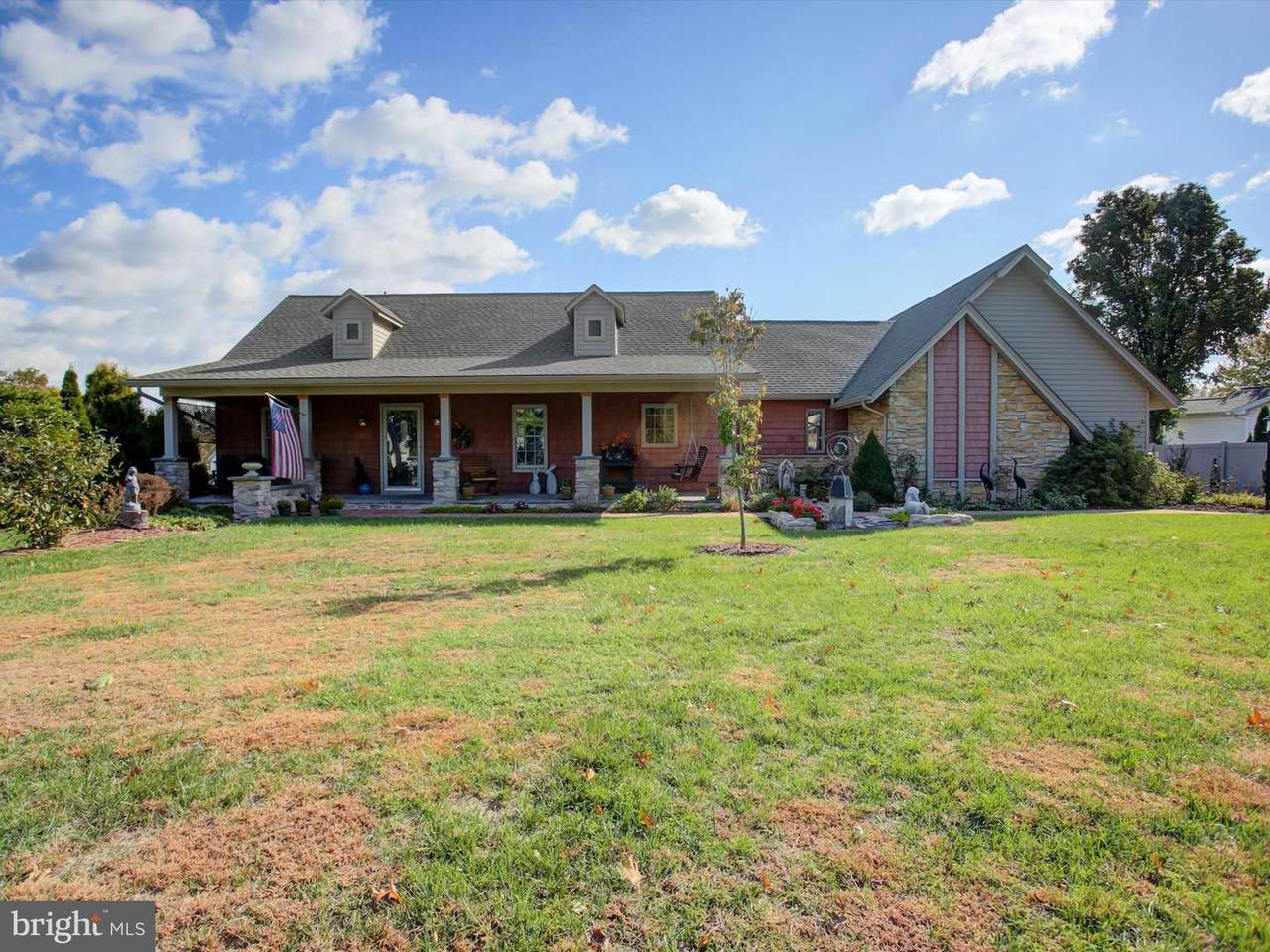 46 Pin Oak Lane - Photo 1