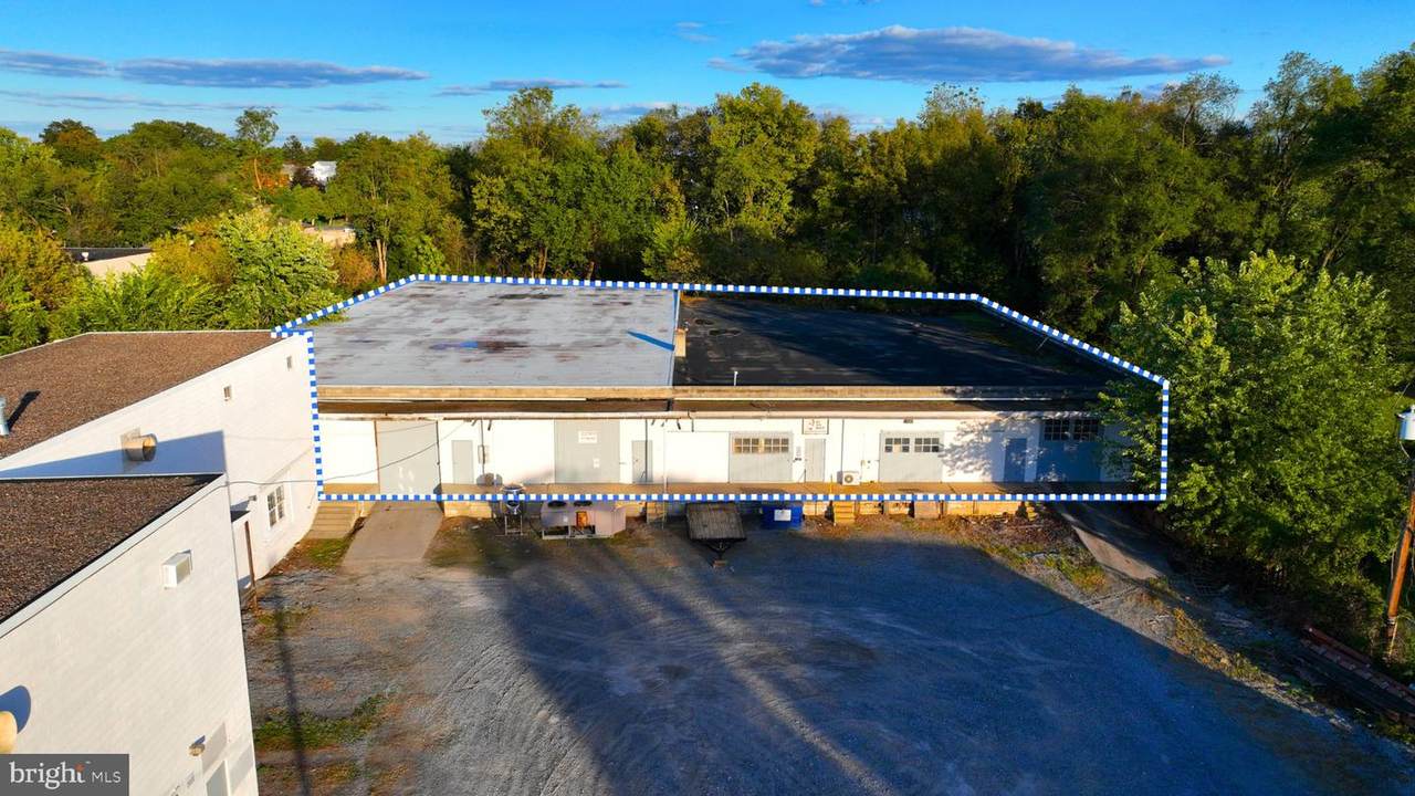 405 East Street - Photo 1