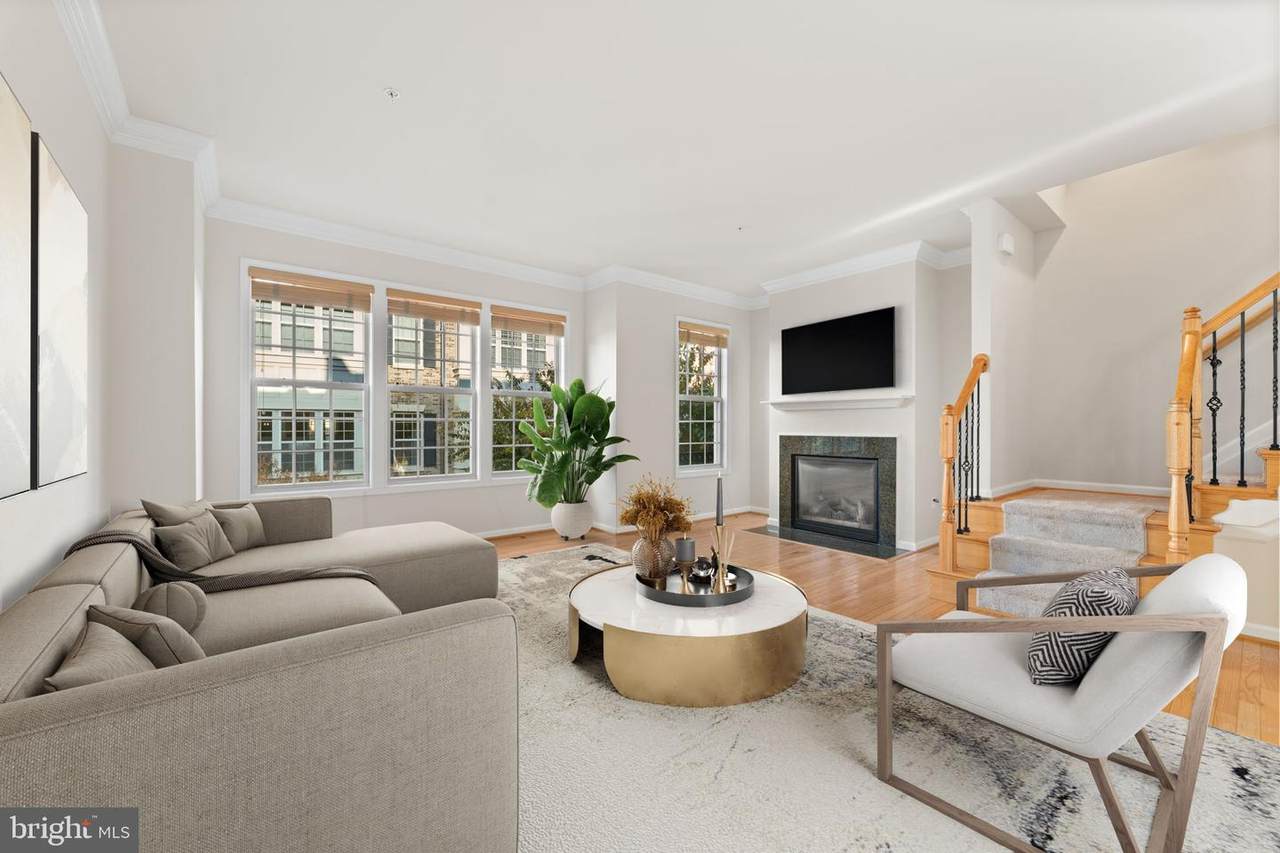 602 Overlook Park Drive - Photo 1