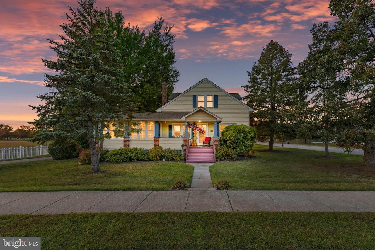 73 Broadway - Photo 1