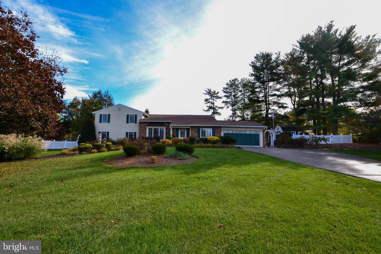 2511 Cedarhurst Drive - Photo 1