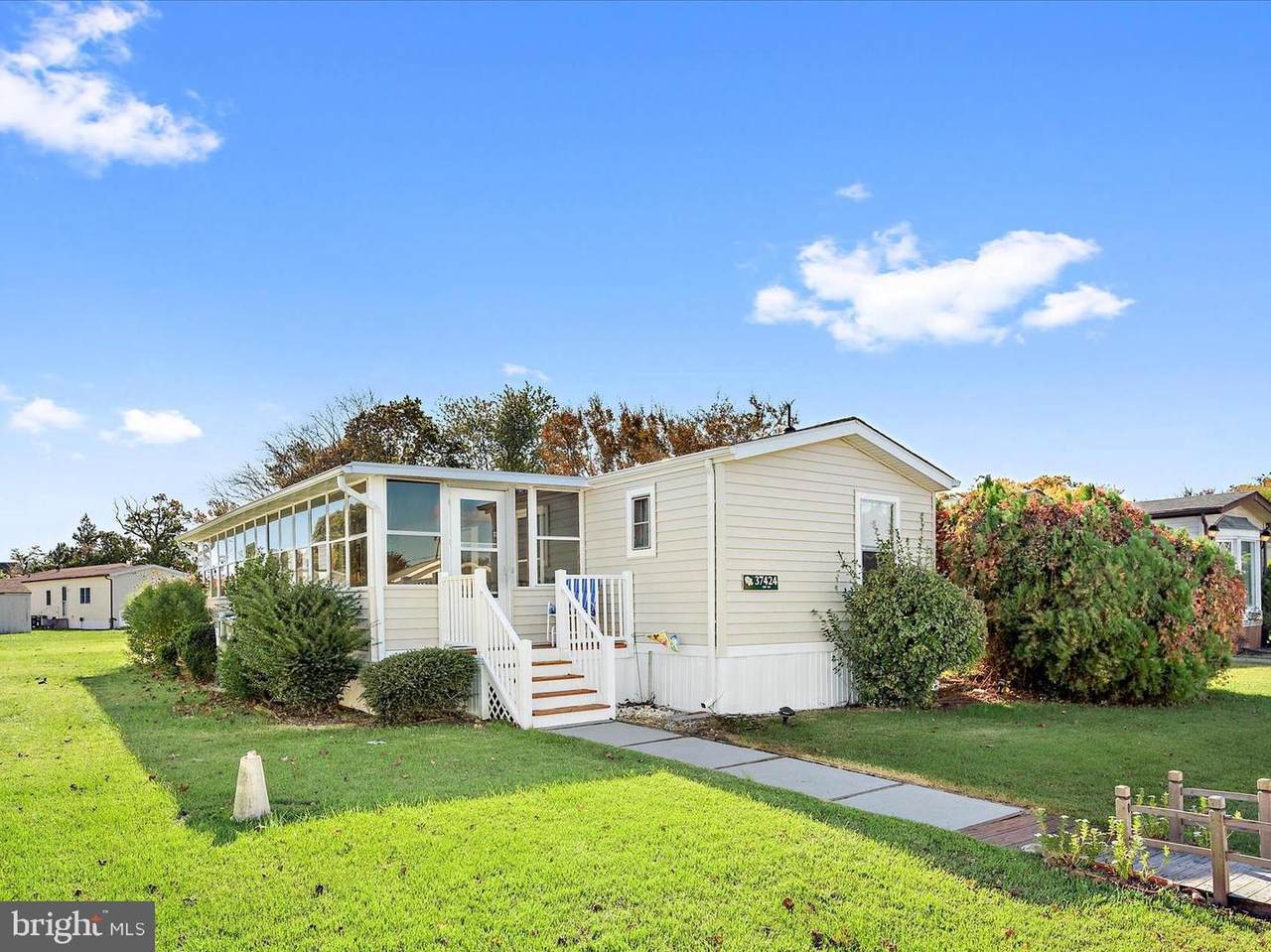 37424 Shady Way - Photo 1