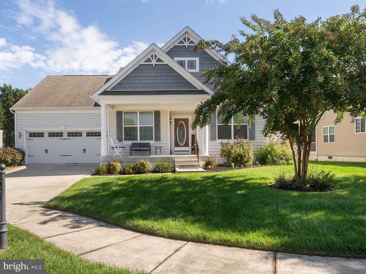 25206 Lumberton Drive - Photo 1