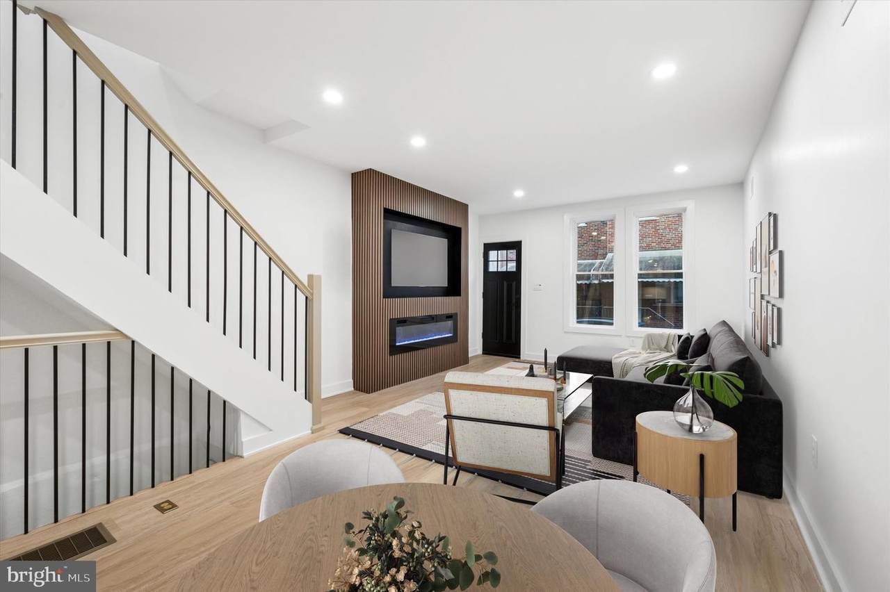 2334 Warnock Street - Photo 1