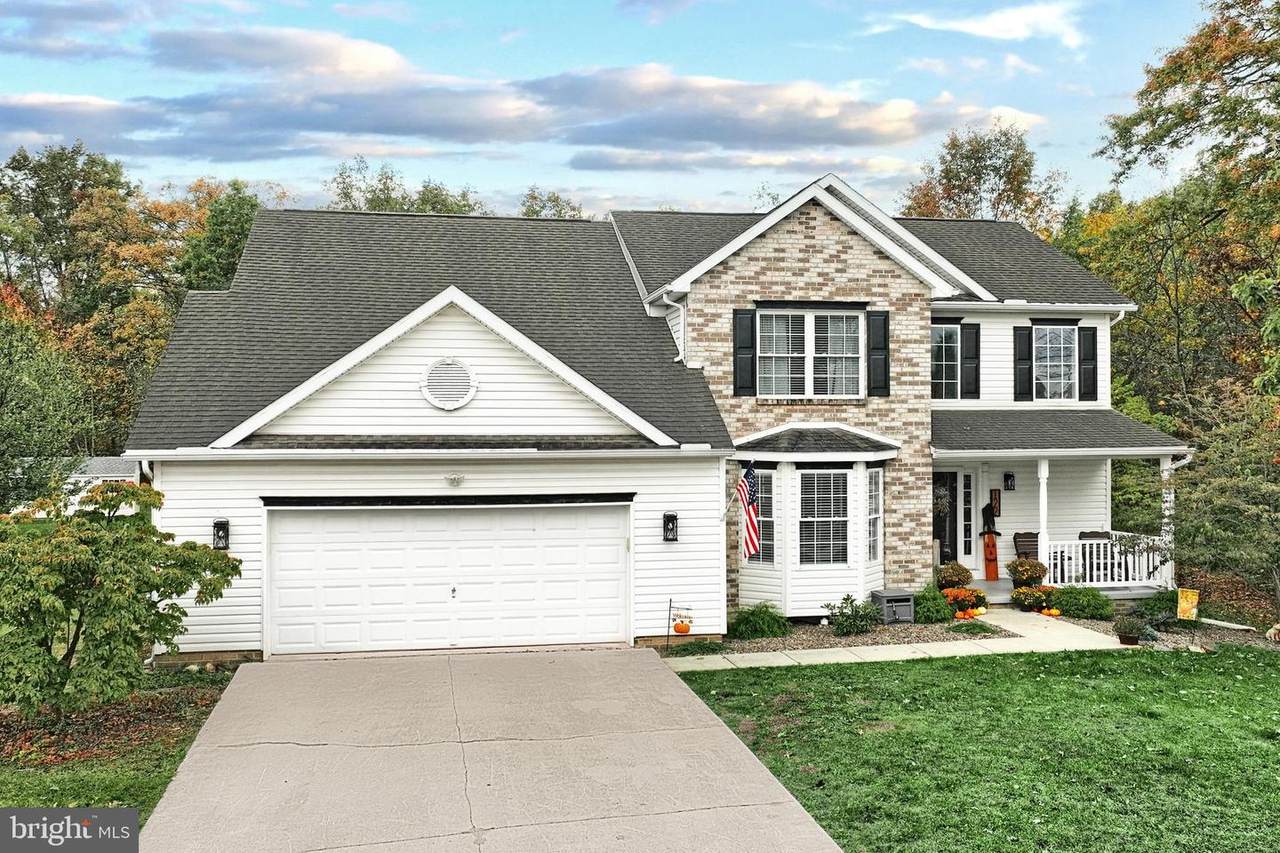 122 South Avenue - Photo 1