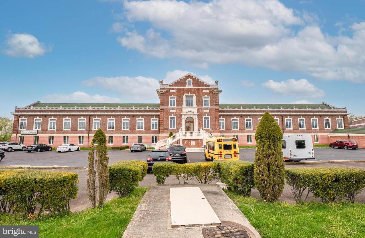 2708 Commerce Way - Photo 1