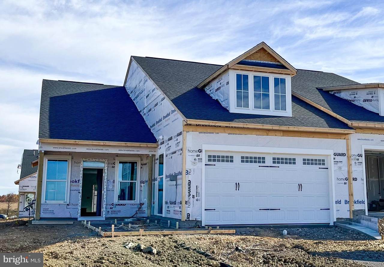 110 Carnation Way - Photo 1