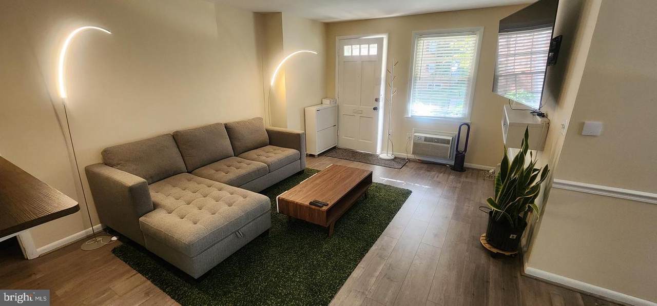 127 Talbott Street - Photo 1