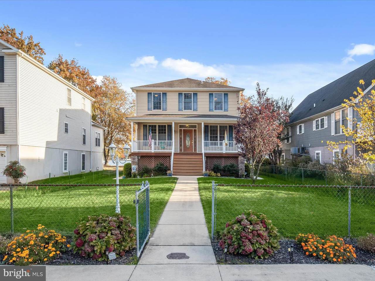 1347 Seneca Road - Photo 1