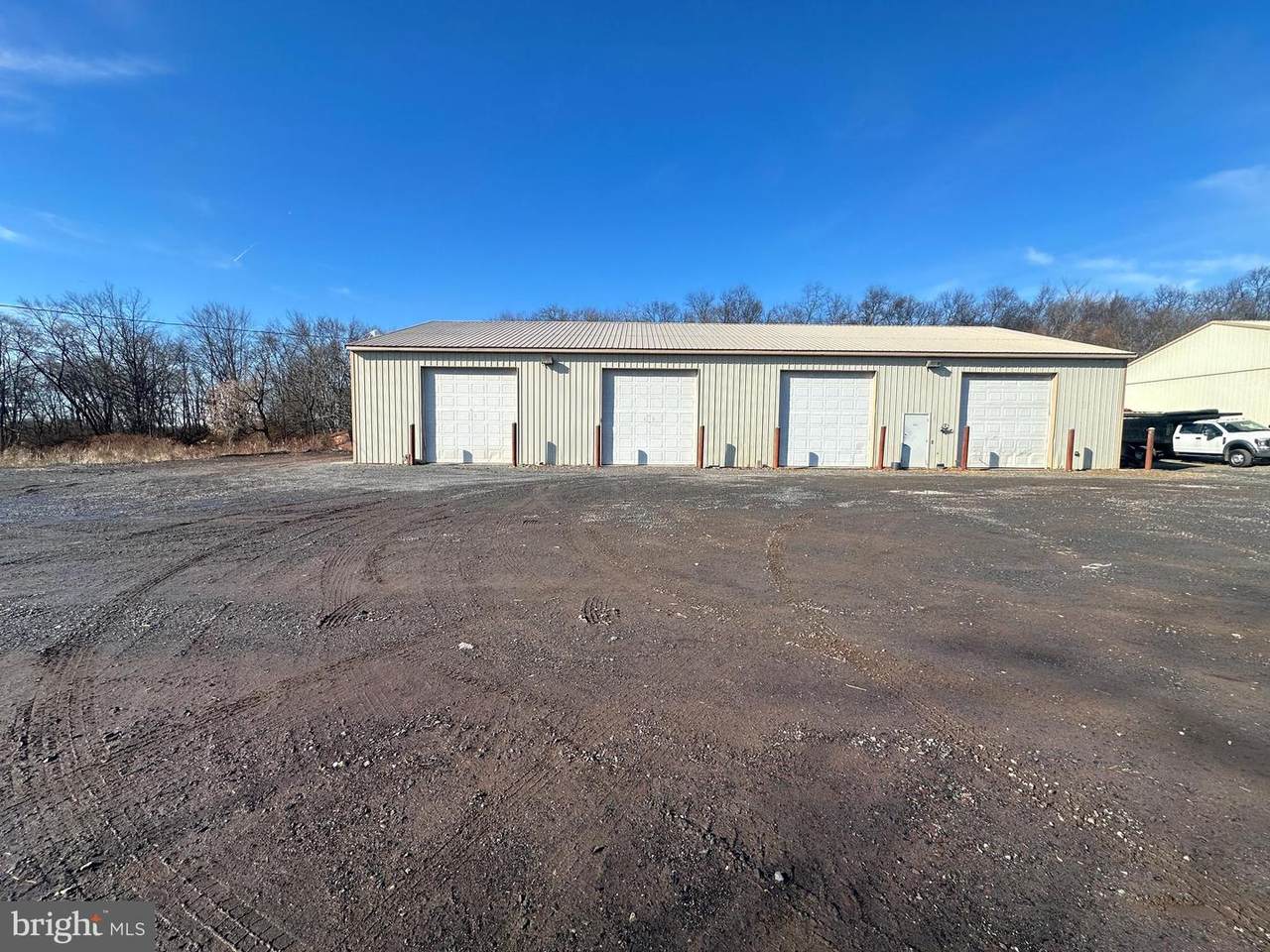 70 Hatfield Pike - Photo 1