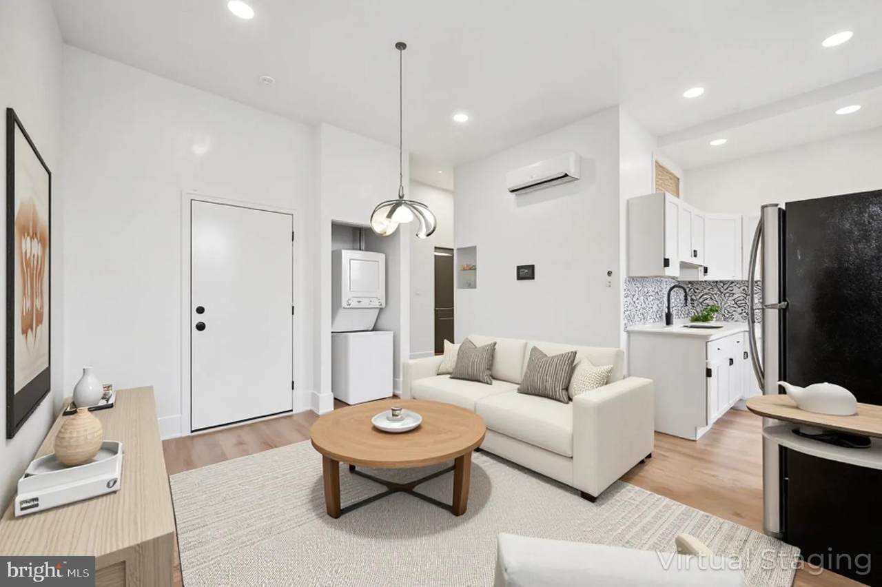 1637 Girard Avenue - Photo 1