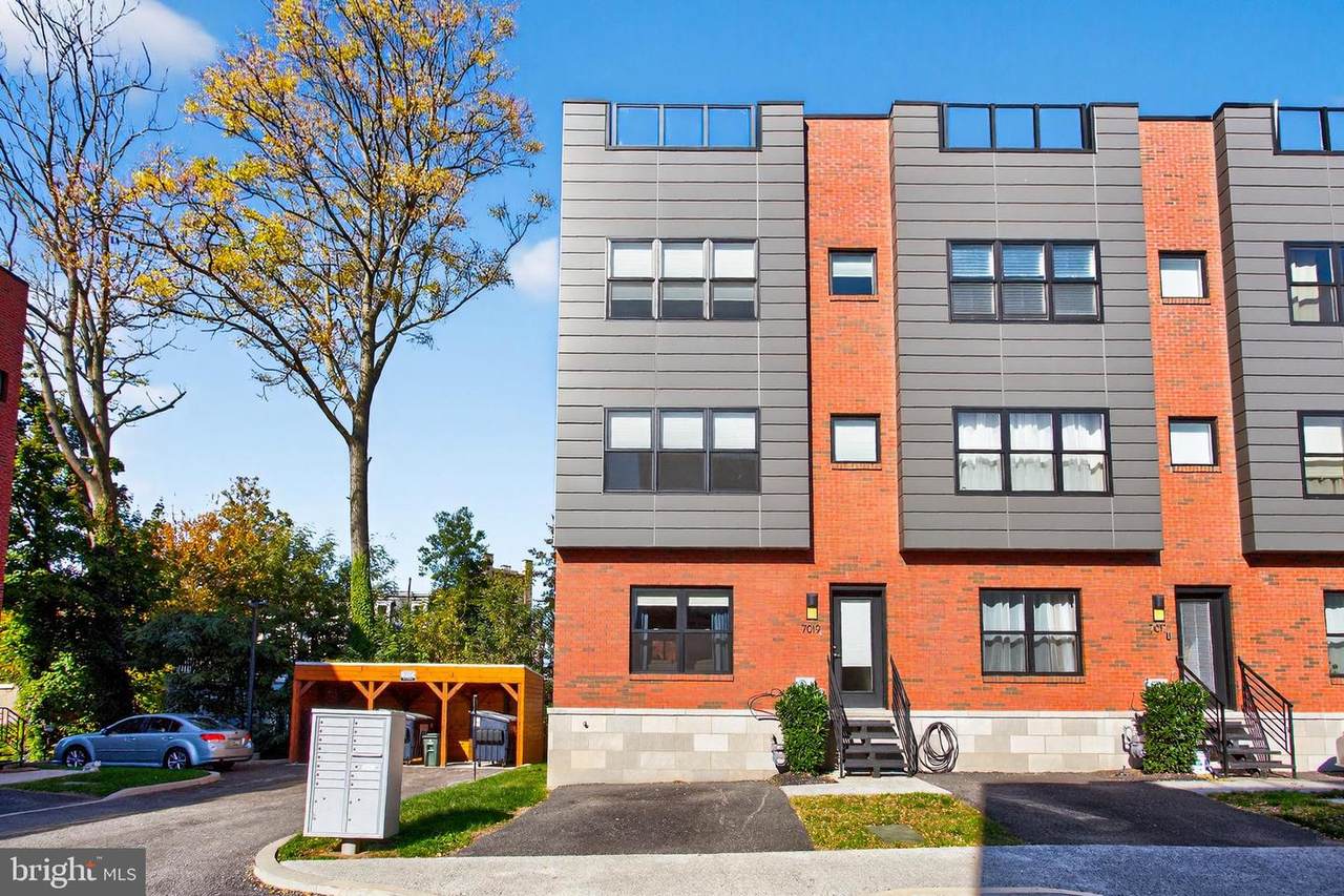 7019 Pipers Glen Way - Photo 1