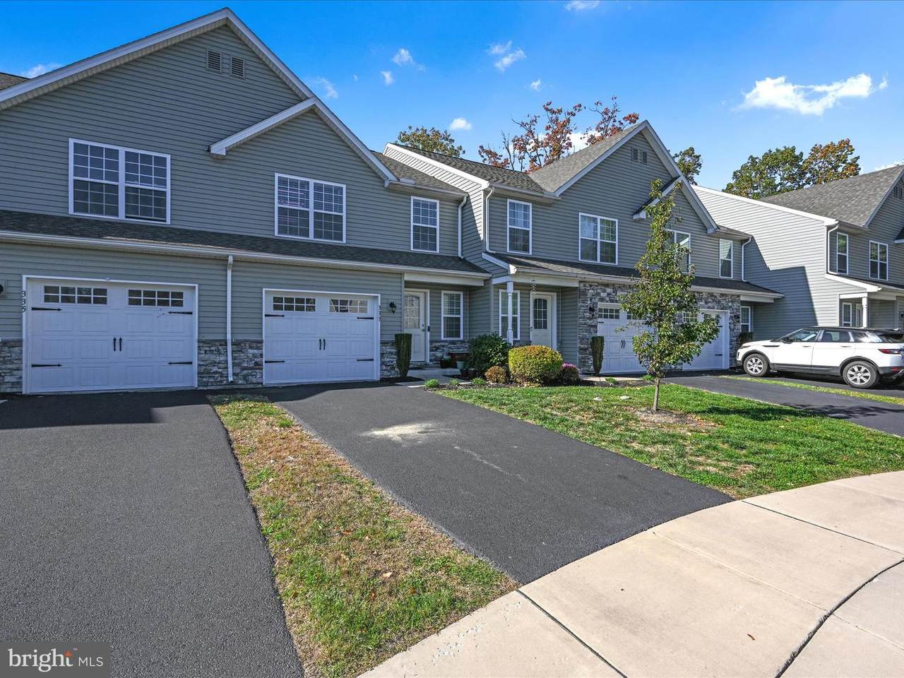 333 Briar Ridge Circle - Photo 1