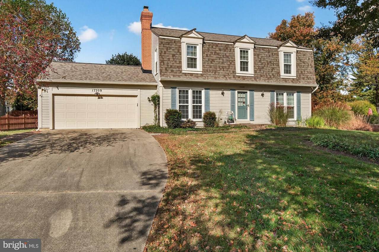 17209 Sandy Knoll Drive - Photo 1