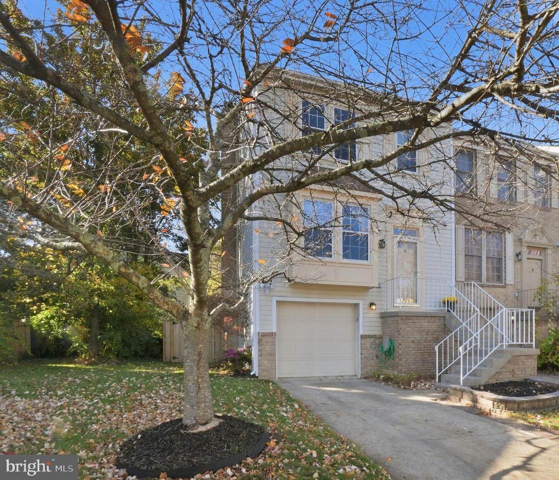 711 Herndon Woods Court - Photo 1