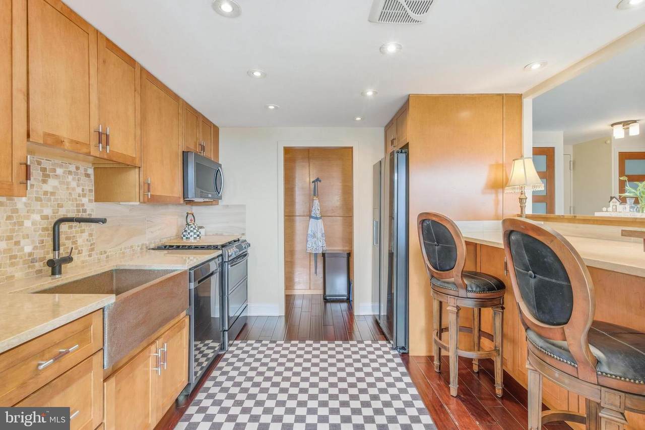 1326-42 Spruce Street - Photo 1