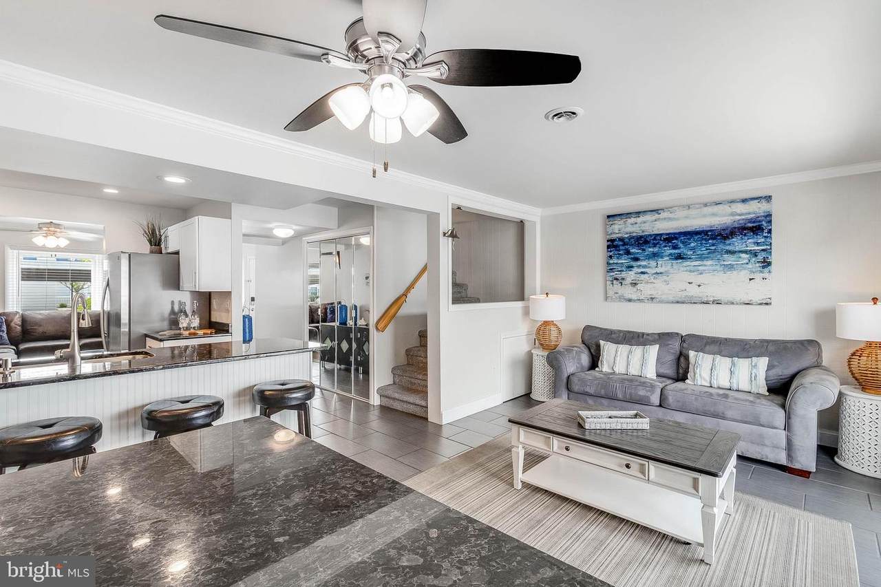 2838 Gull Way - Photo 1