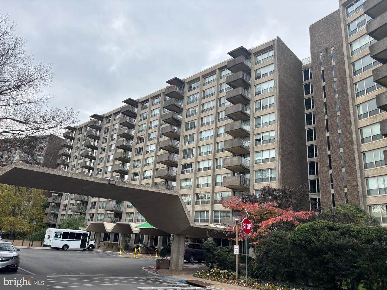 1001 City Avenue - Photo 1