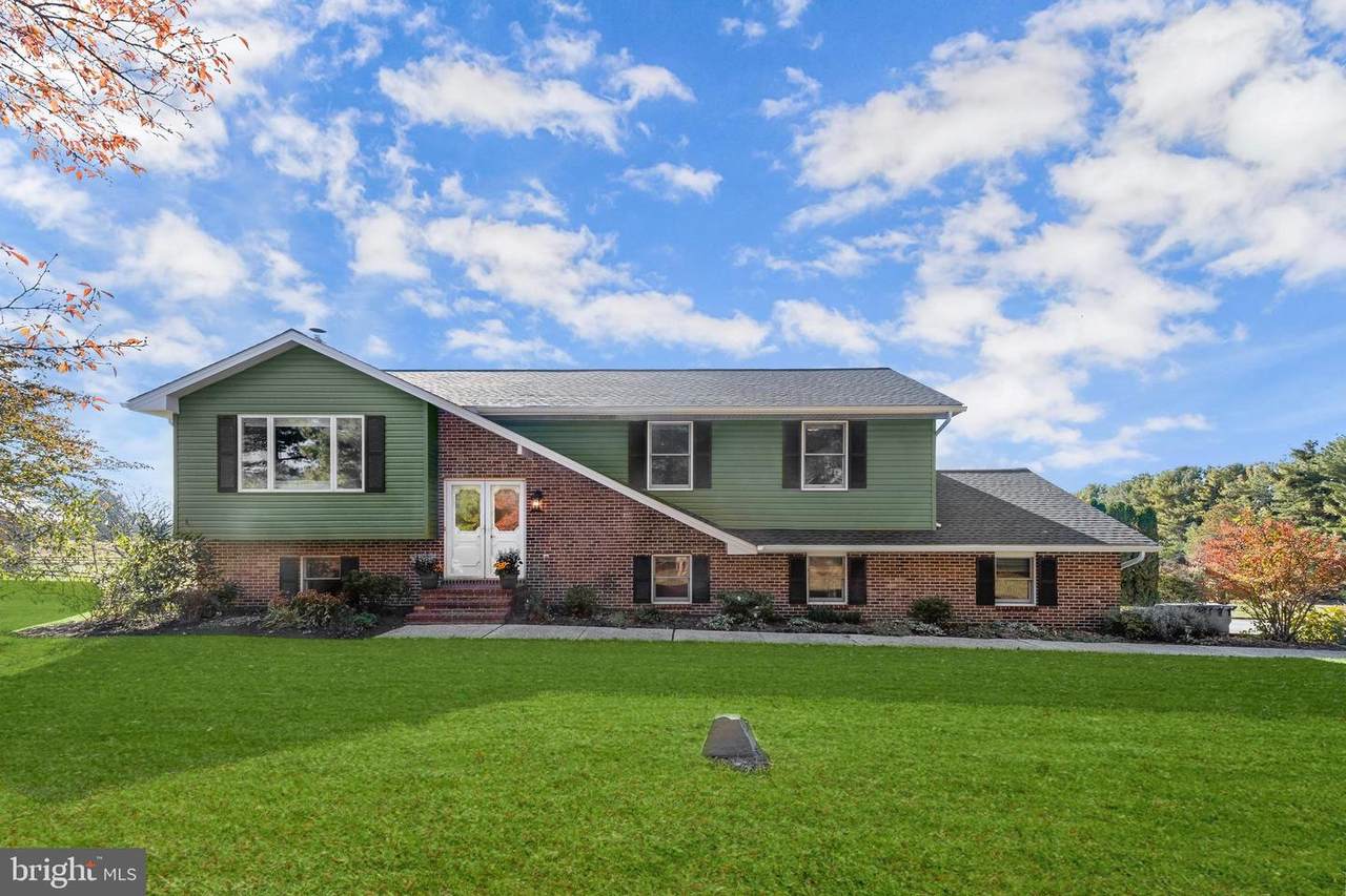 4174 Norrisville Road - Photo 1