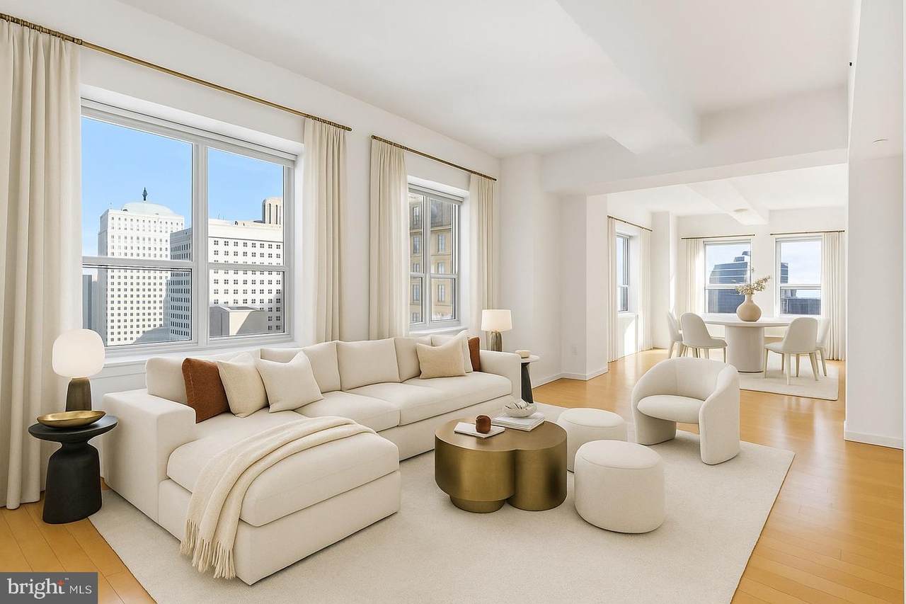 1425 Locust Street - Photo 1