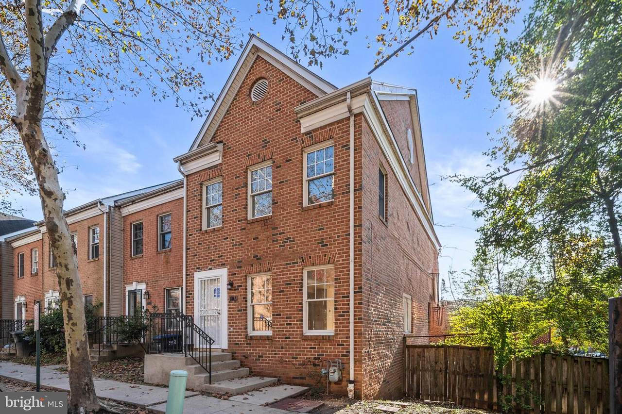 801 Hr Drive - Photo 1