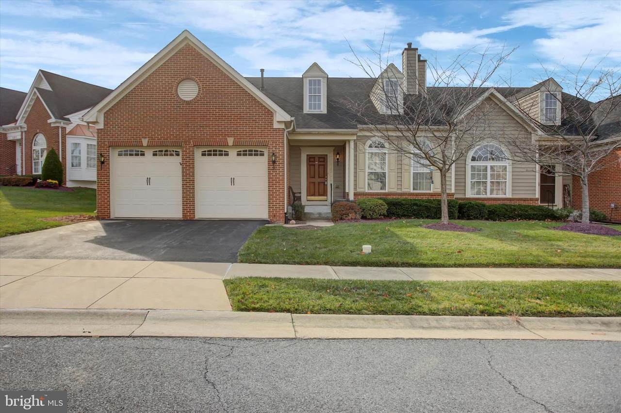 10611 Victorian Avenue - Photo 1