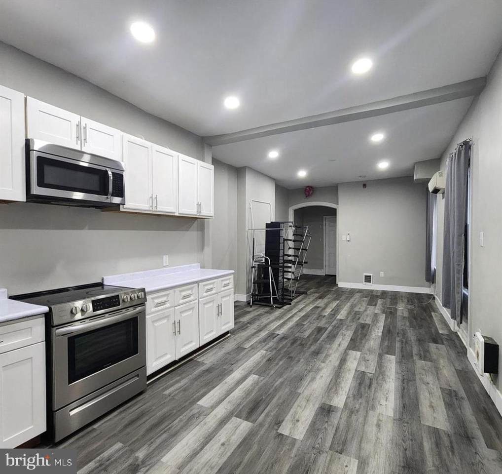 1834 22ND Street - Photo 1