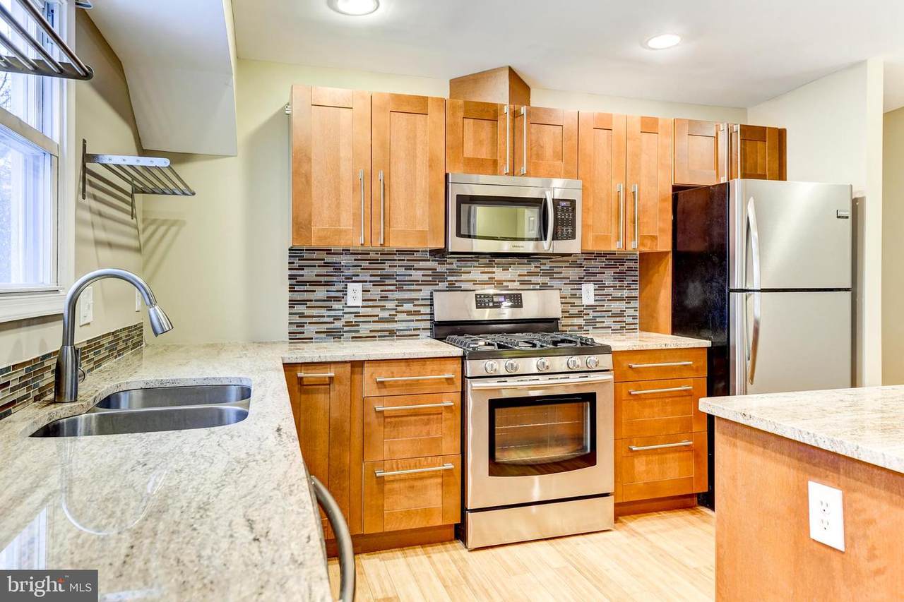 737 Morton Street - Photo 1