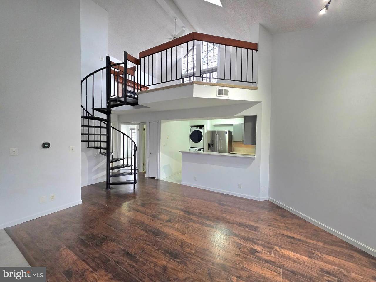 6017-F Curtier Drive - Photo 1