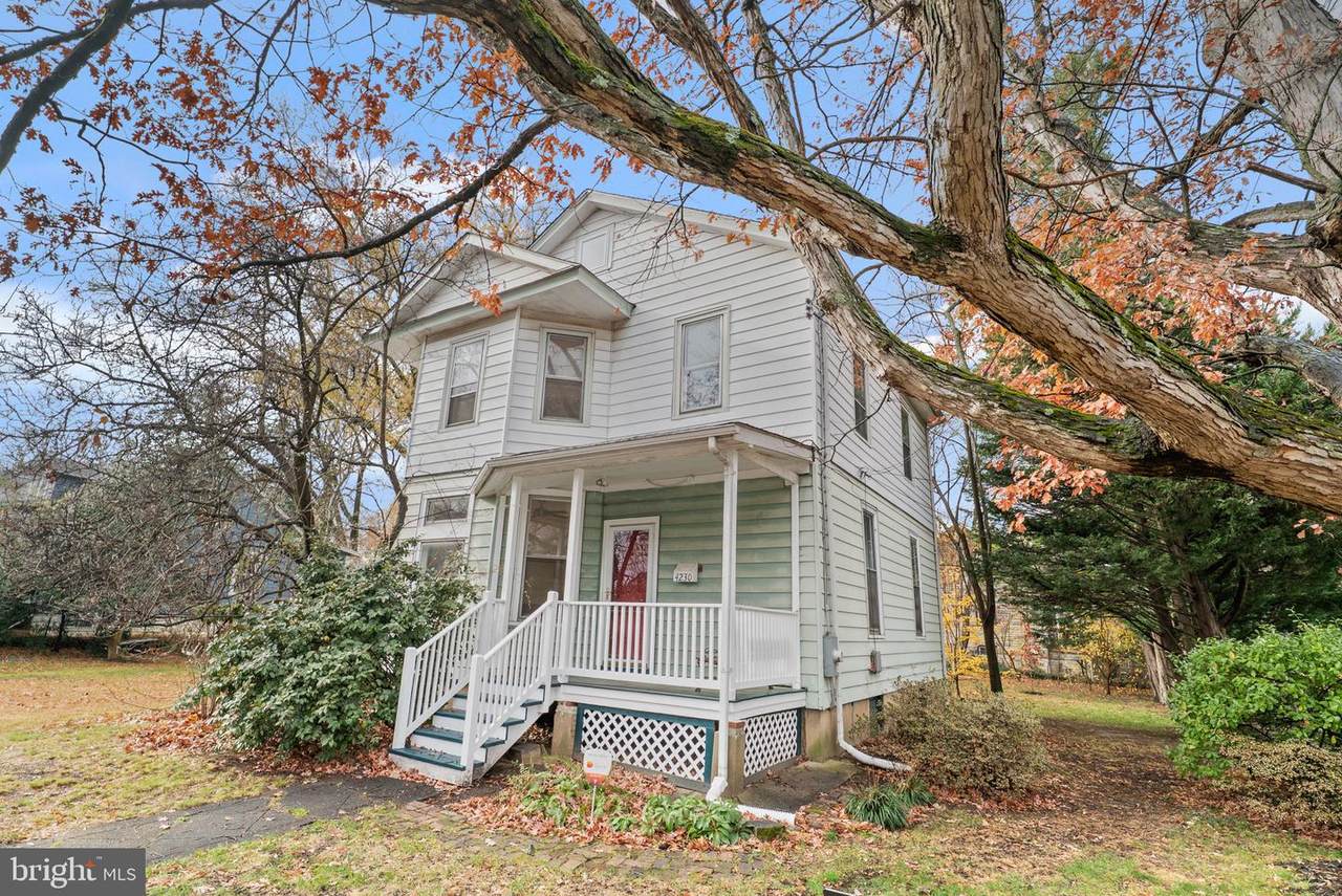 4230 31ST Street - Photo 1