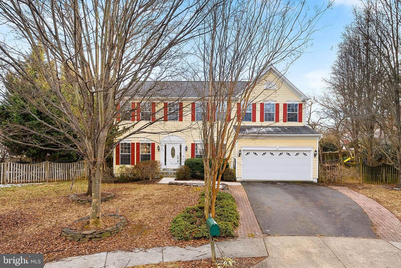 312 Riding Trail Court - Photo 1