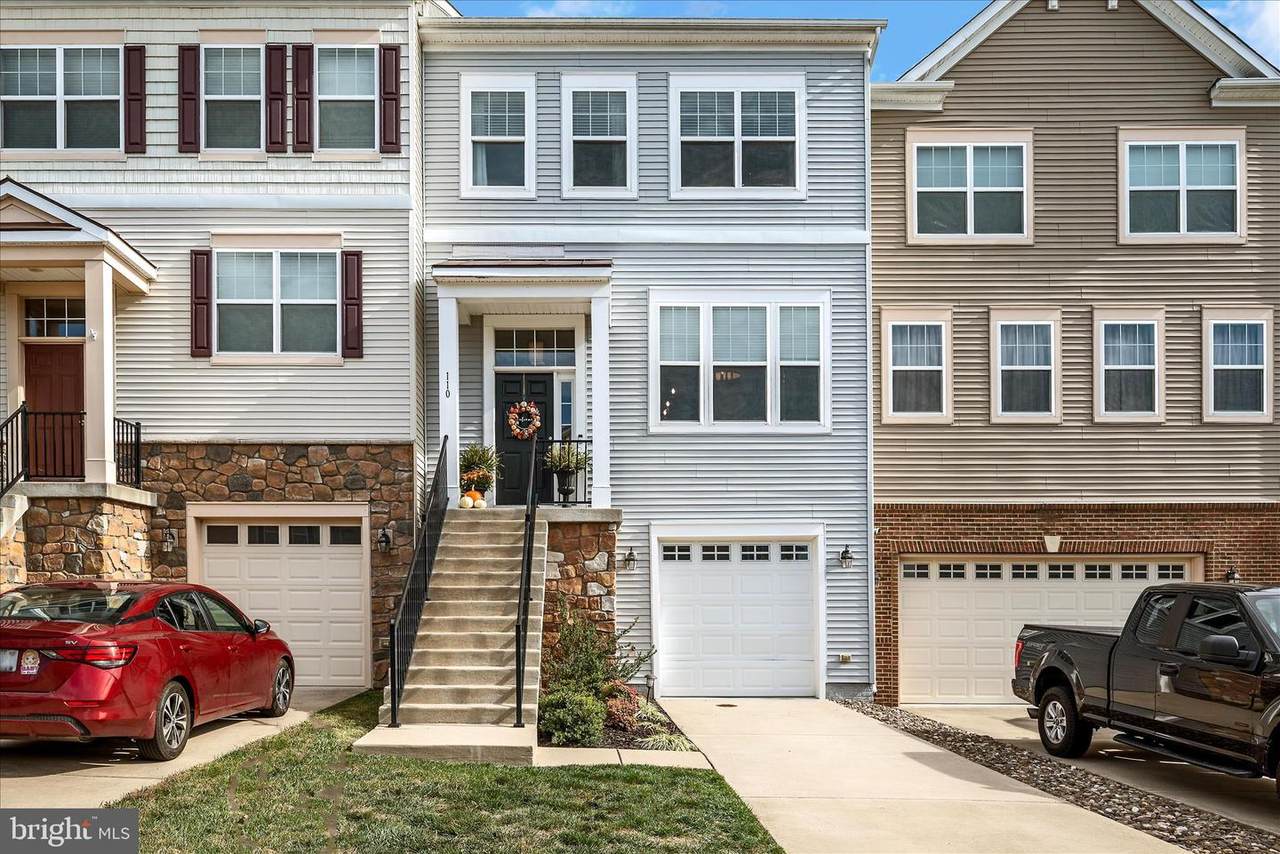 110 Kingsley Drive - Photo 1