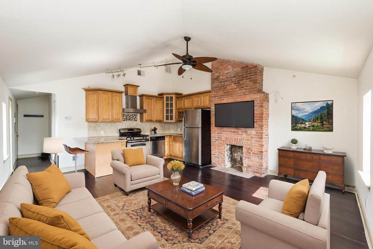 1600 Frankford Avenue - Photo 1