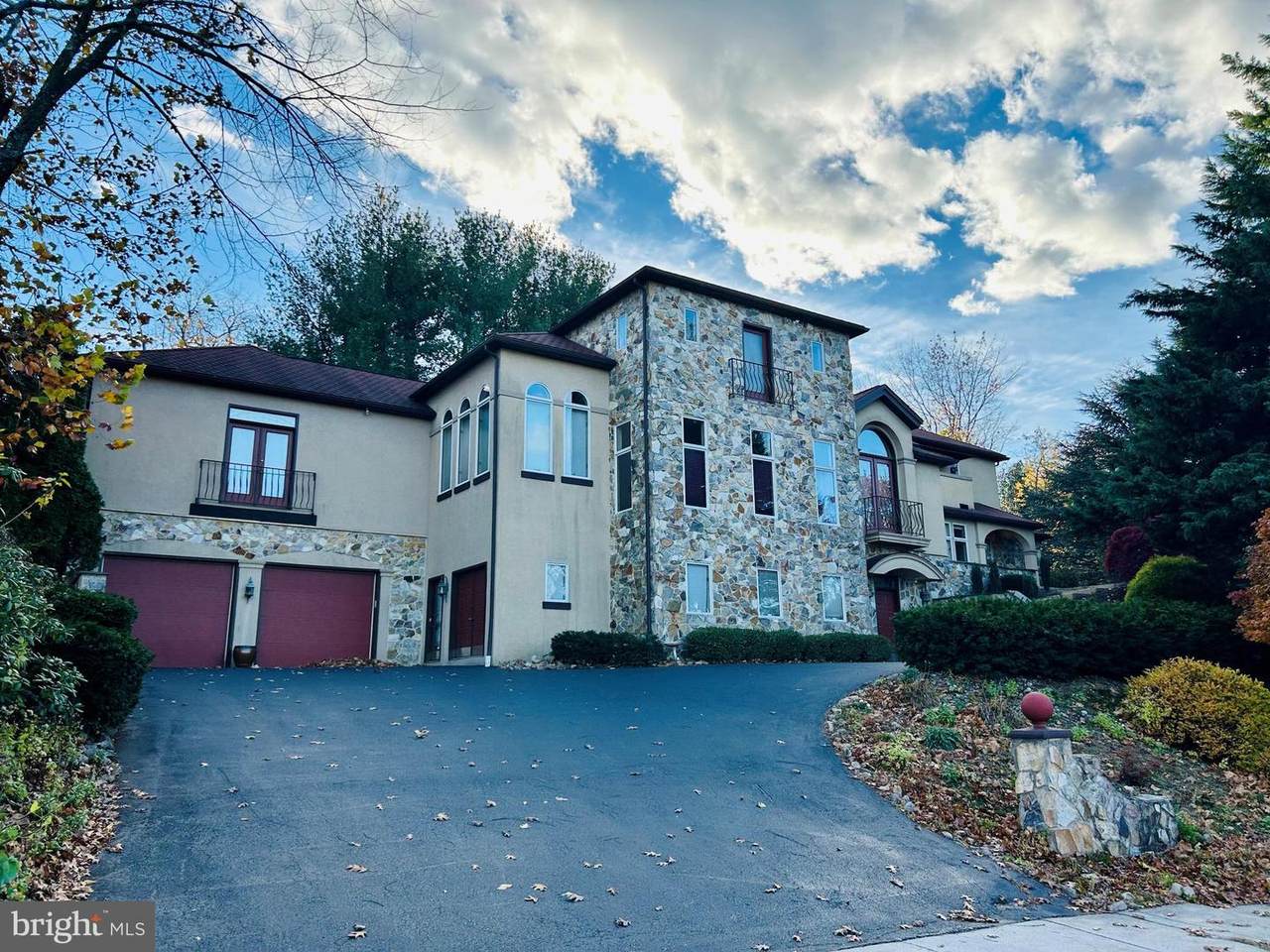 101 Robert Road - Photo 1