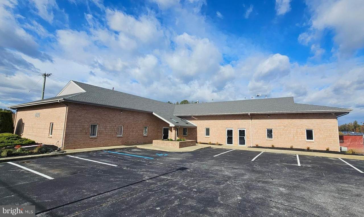431 Commerce Lane - Photo 1