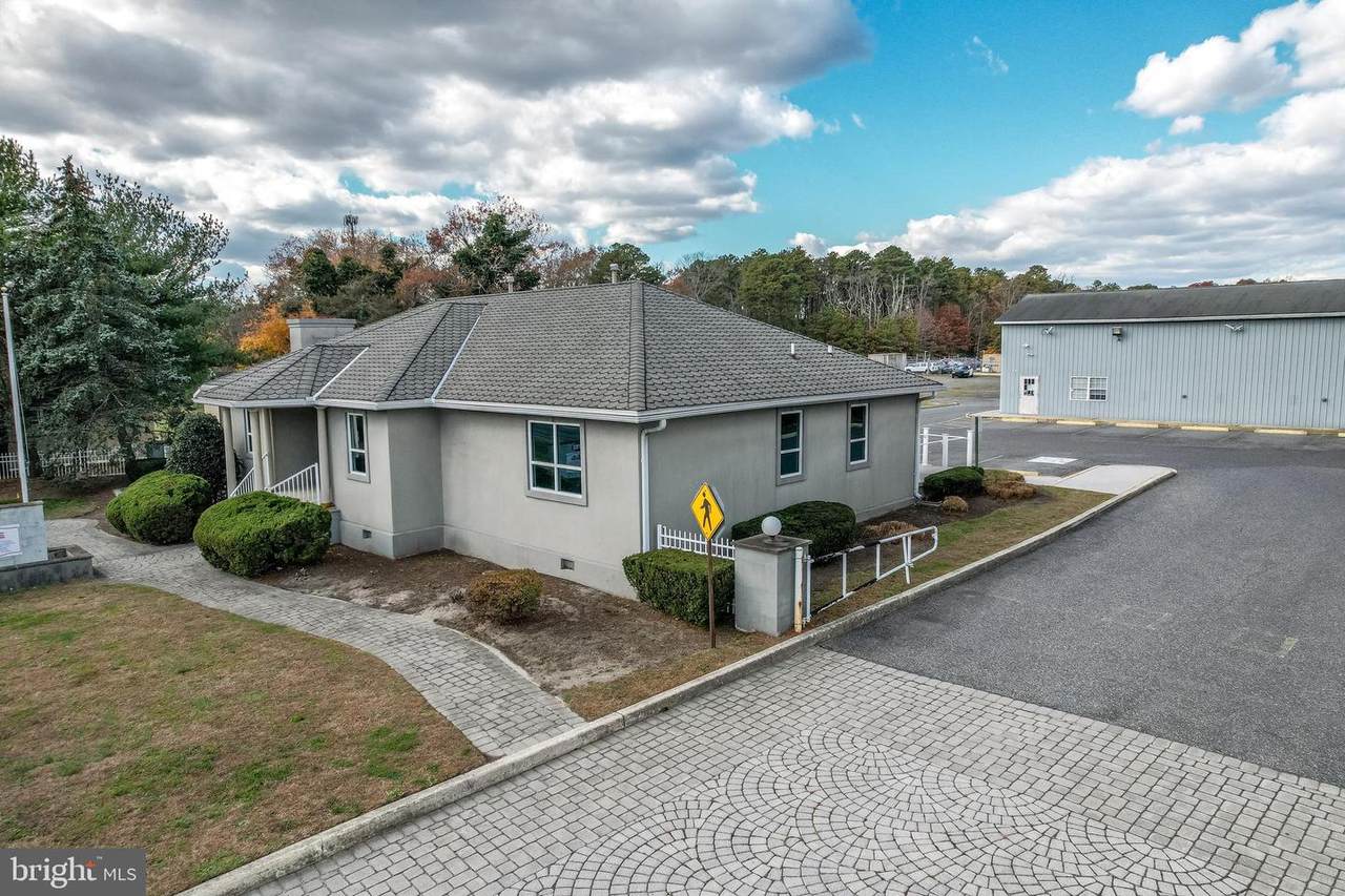 2703 Fire Road - Photo 1