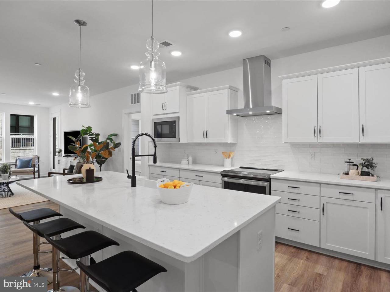 21731 Dovekie Terrace - Photo 1