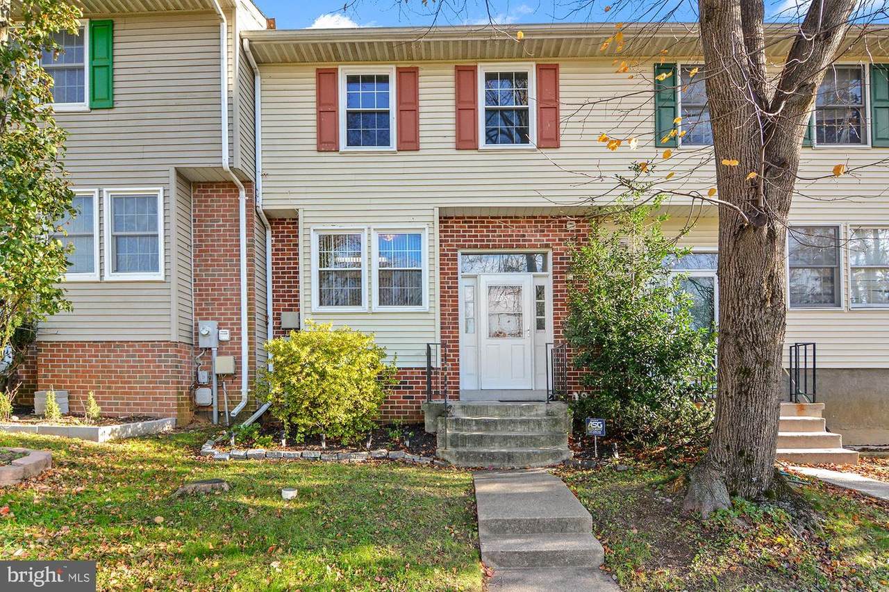 805 Joshua Tree Court - Photo 1