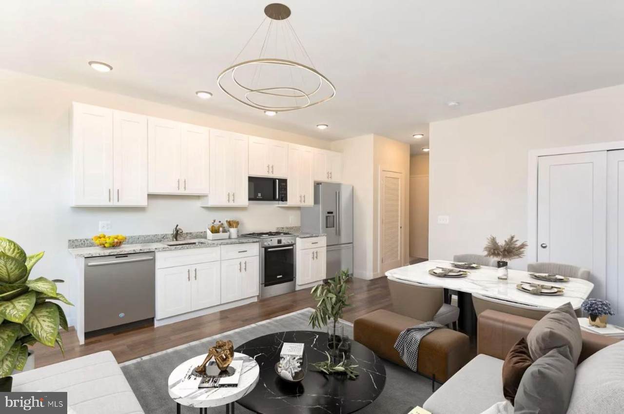 301 Franklin Street - Photo 1