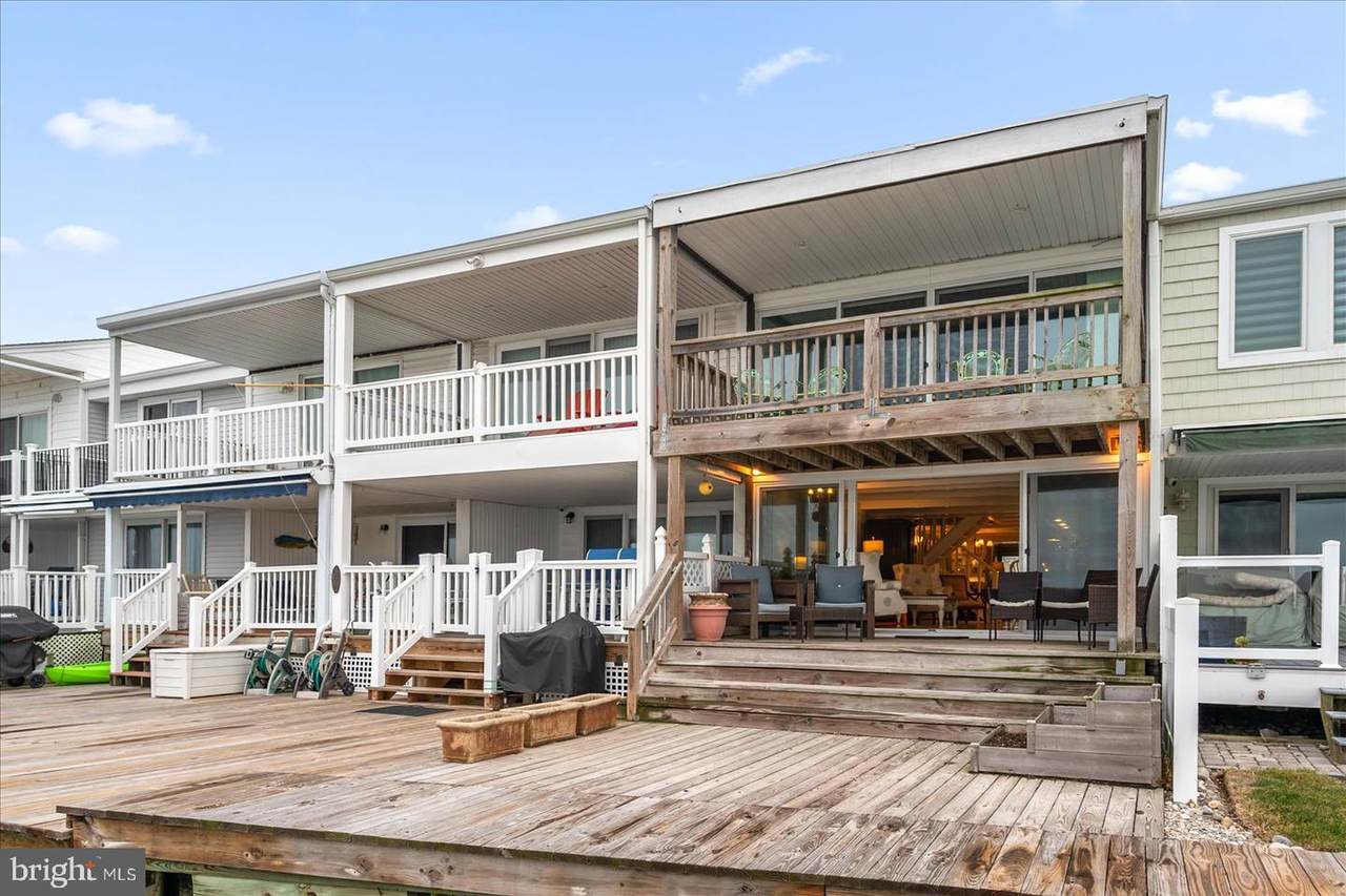 605 Bayshore Drive - Photo 1