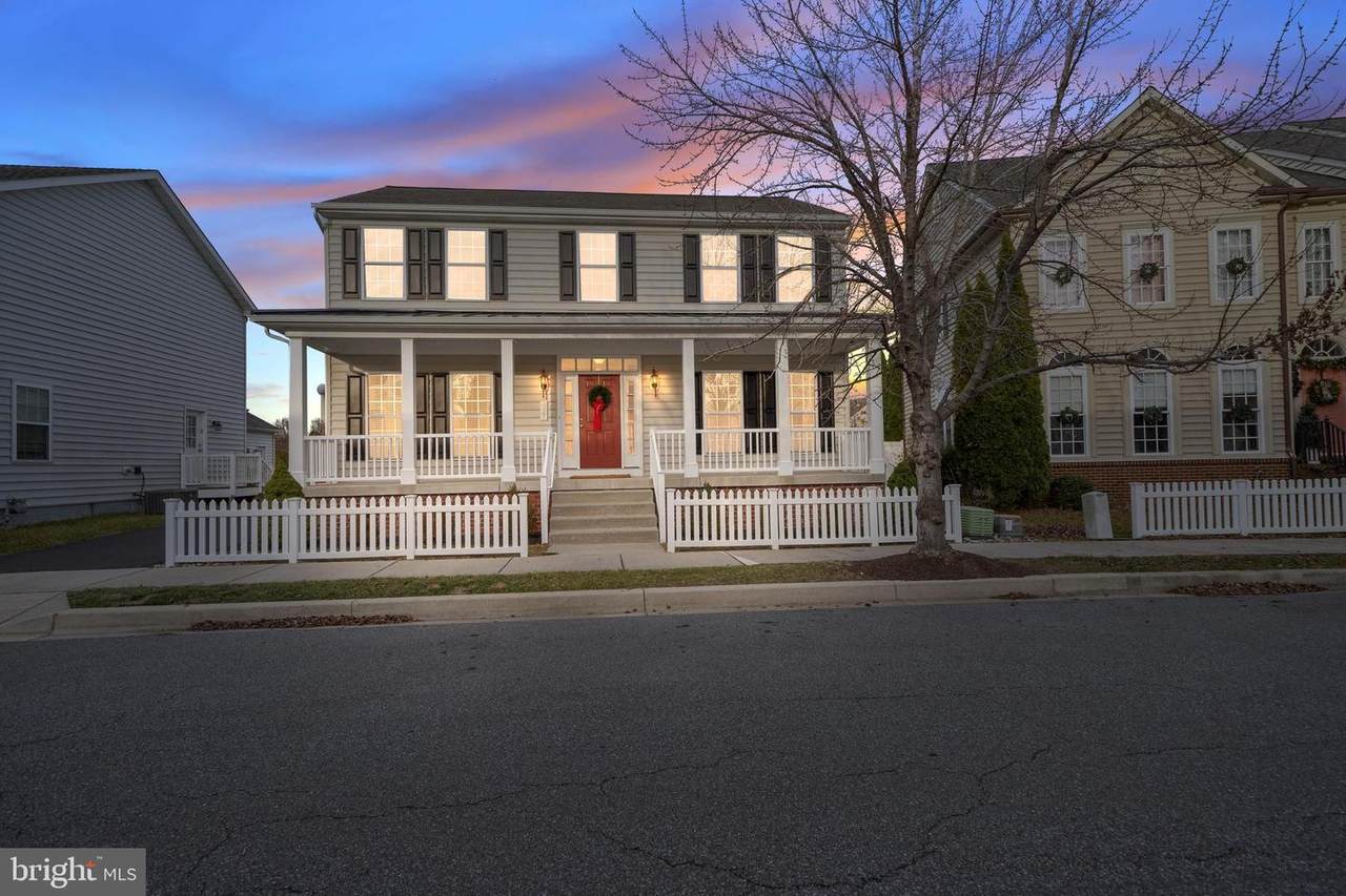 327 Carlton Drive - Photo 1