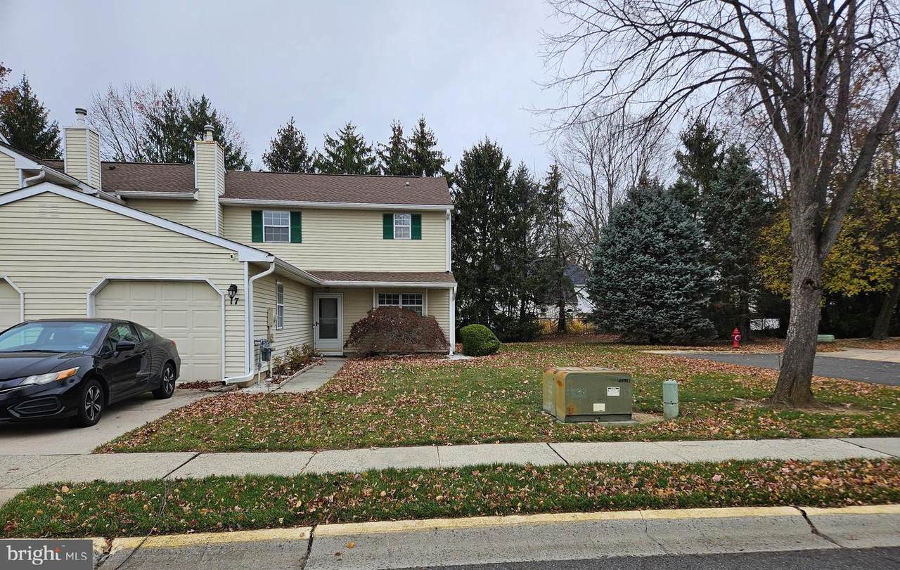 17 Exeter Court - Photo 1