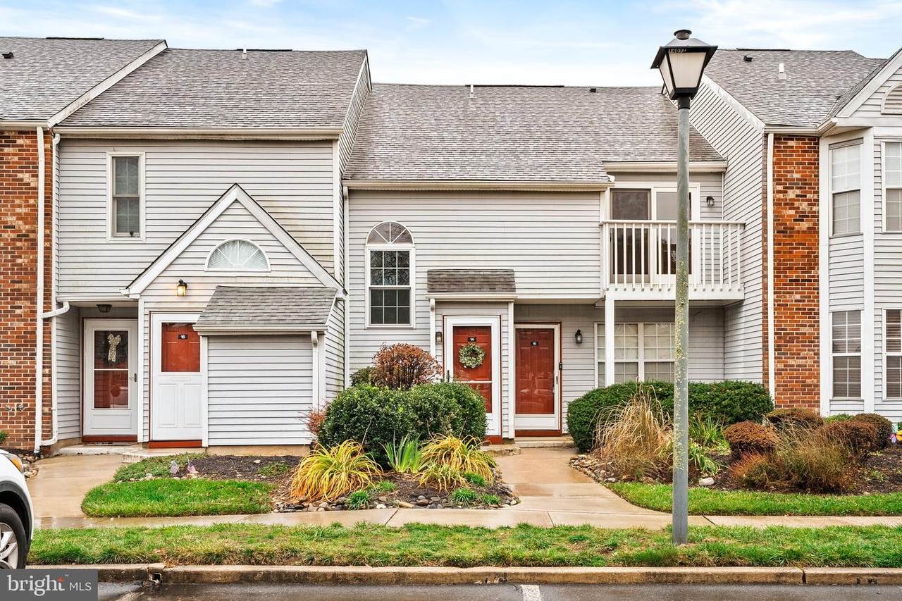 14 Pinewood Drive - Photo 1