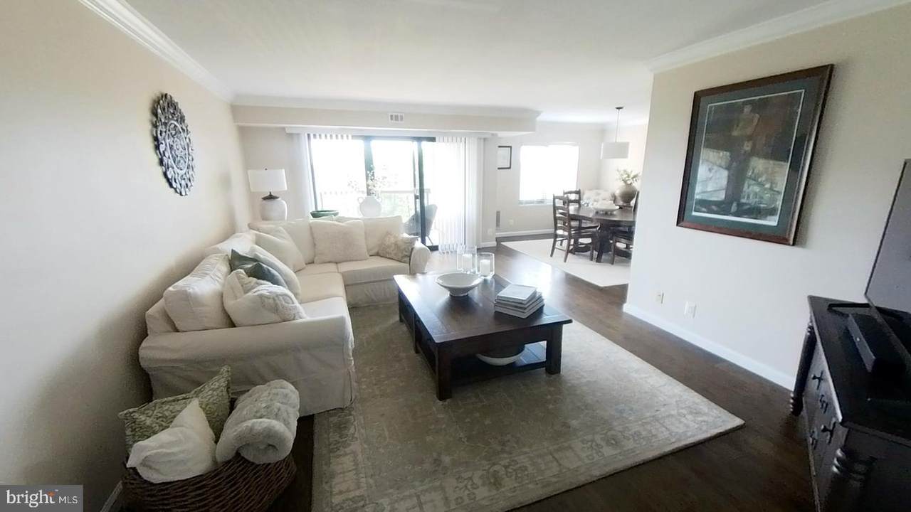 1915 Benning Road - Photo 1