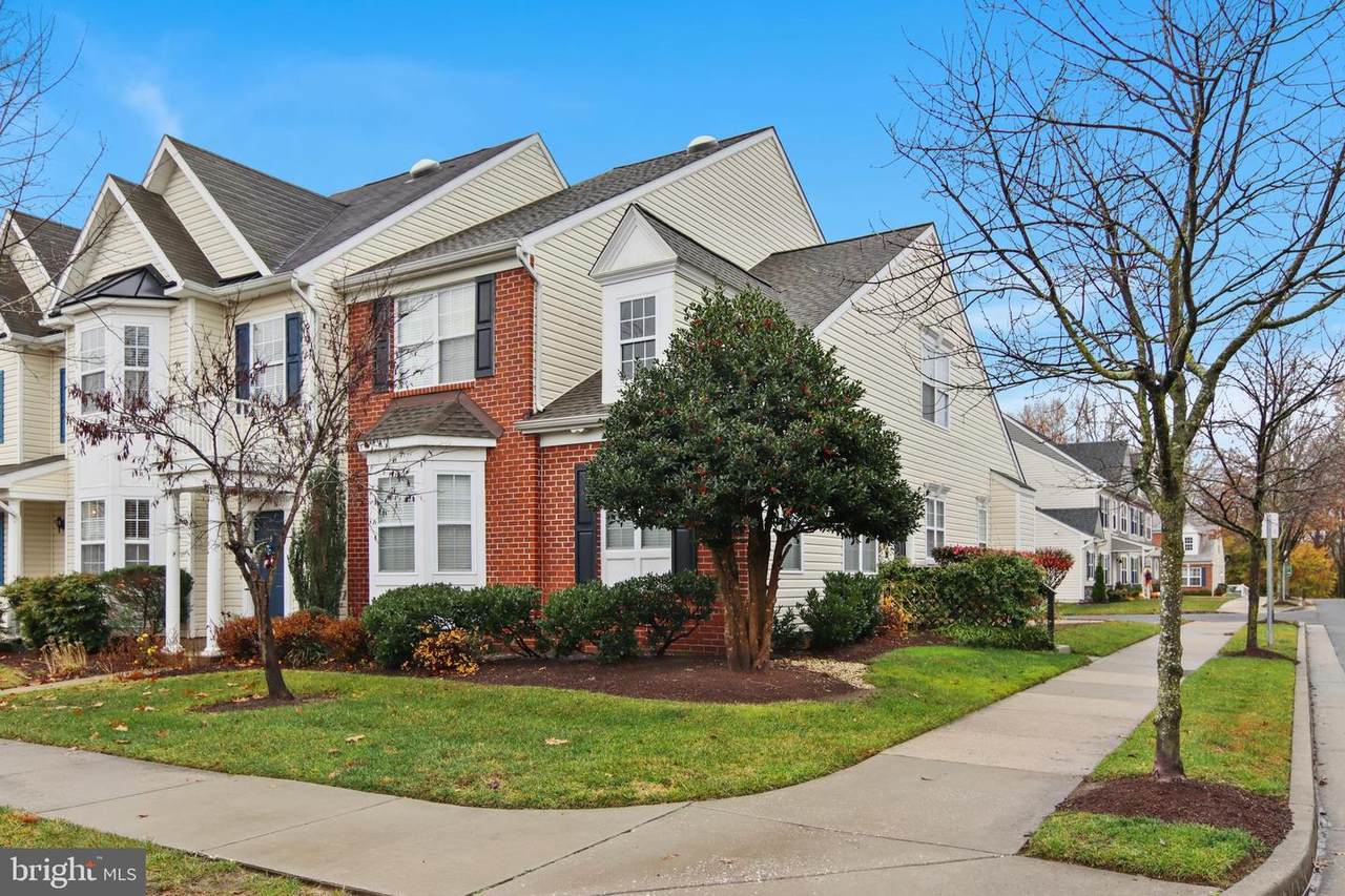 406 Bethune Drive - Photo 1