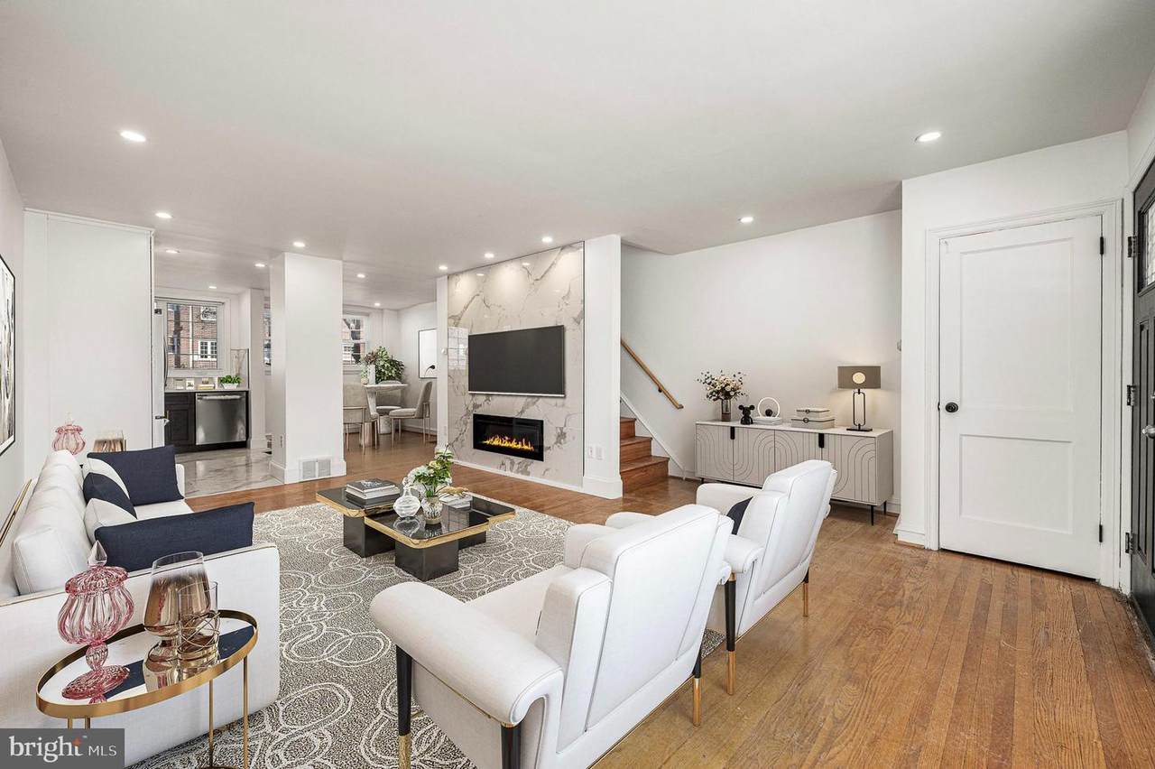 7823 Forrest Avenue - Photo 1